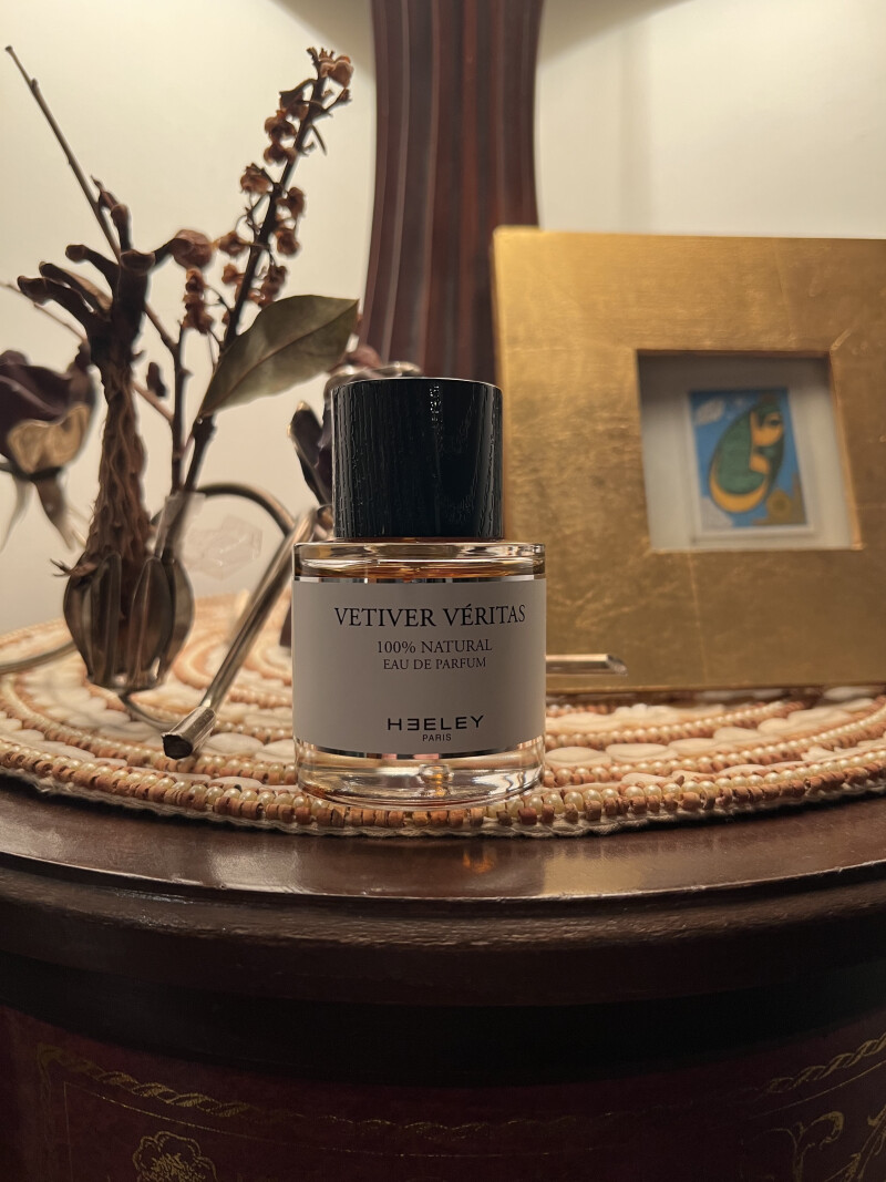 جیمز هیلی،وتیور وریتاس…