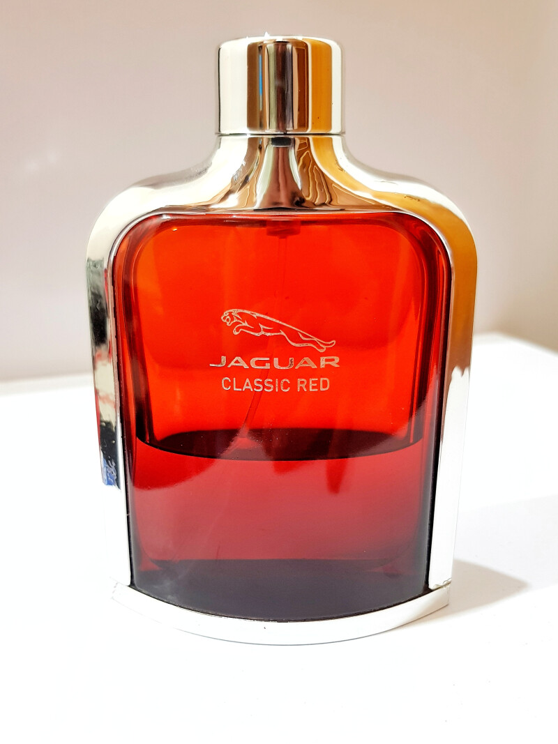 𝐉𝐚𝐠𝐮𝐚𝐫 𝐂𝐥𝐚𝐬𝐬𝐢𝐜 𝐑𝐄𝐃 ♥️ 🤘🏻