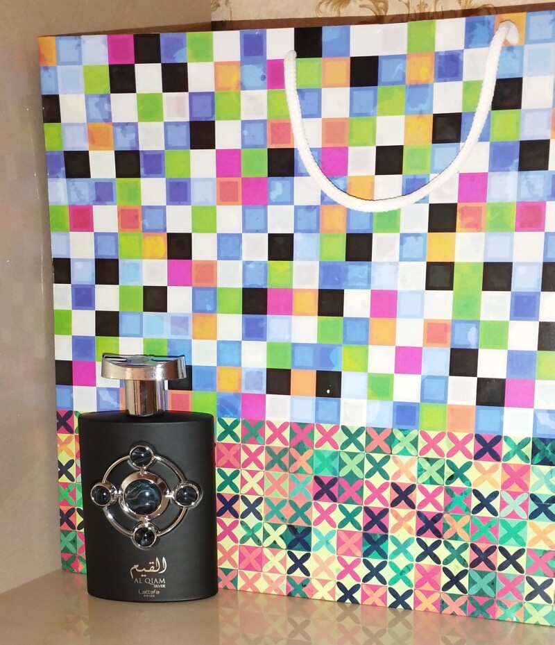 طنین رنگین...