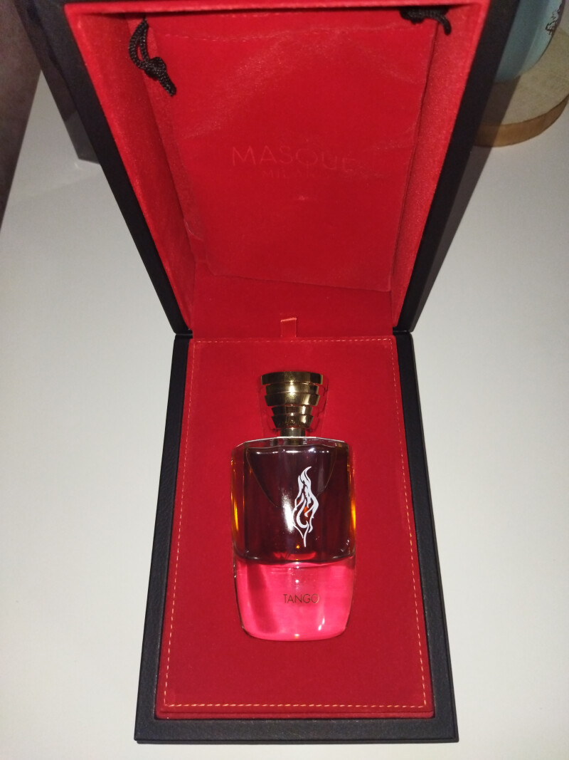 ماسک میلانو تانگو