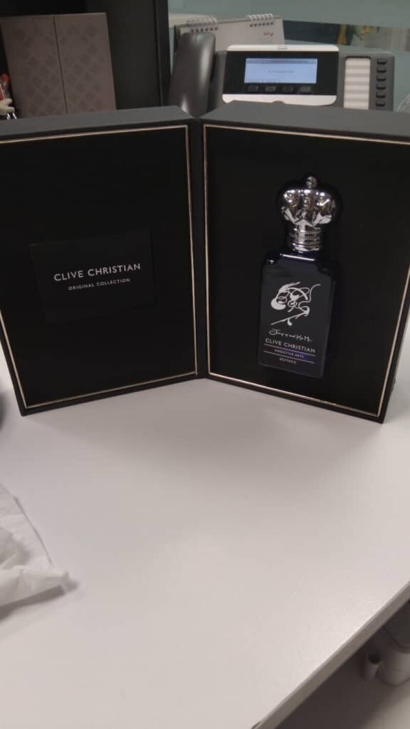 JUMP UP AND KISS ME ECSTATIC