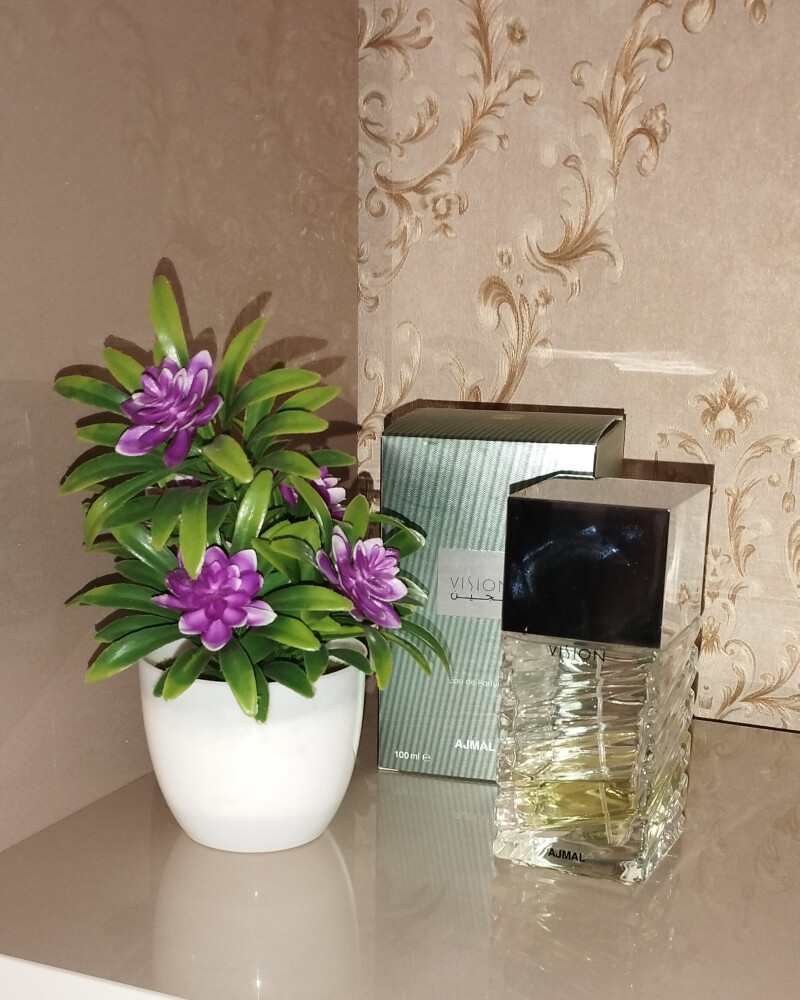 عطر تیر ماه.....