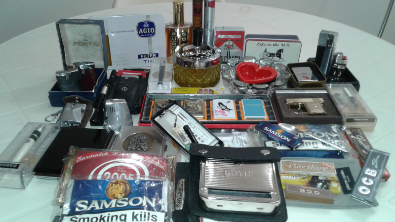 رایحه ی توتون سیگار