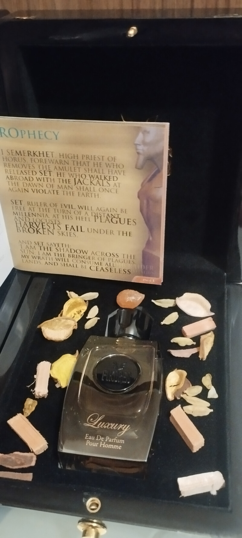 معبد تاریک.....