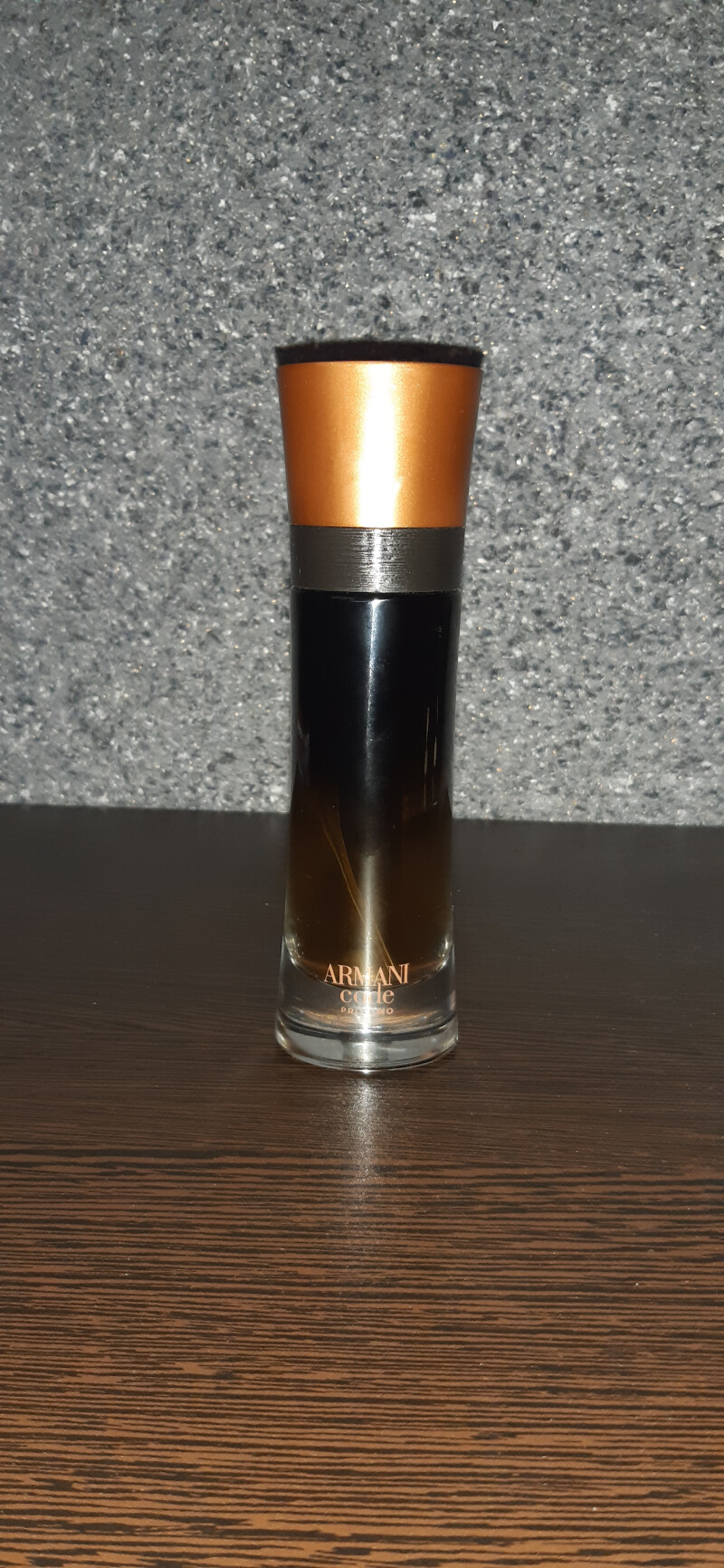 آرمانی کدپرفومو