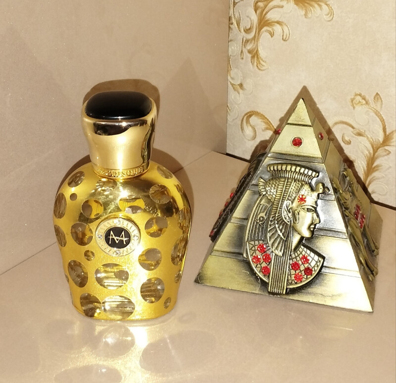 ماه معشوق....