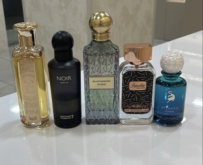 یه گوشه از کلکسیون عطرهای جدید عربستانی من😍