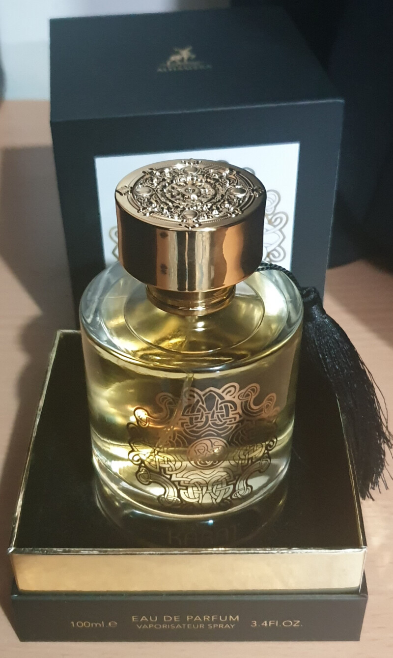 عطر کارات از شرکت الحمبرا مشابه بوی #تیزیانا_ترنزی_کیرک