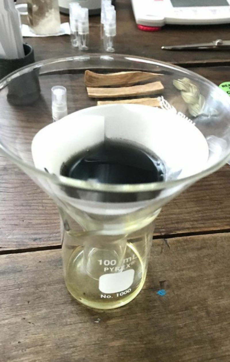 فرمولِ طراحی اکورد شکلات شیری 👇