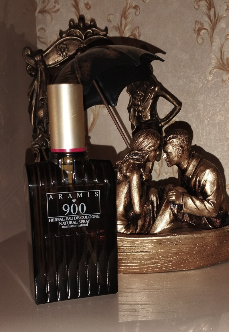 حافظه‌ی ژنتیکی انسان (میراث شخصیت نیاکان)