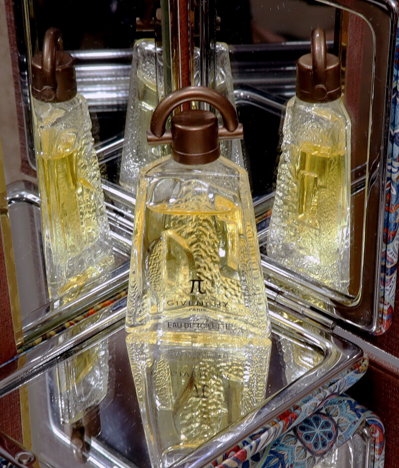 ریاضیات و عطر 