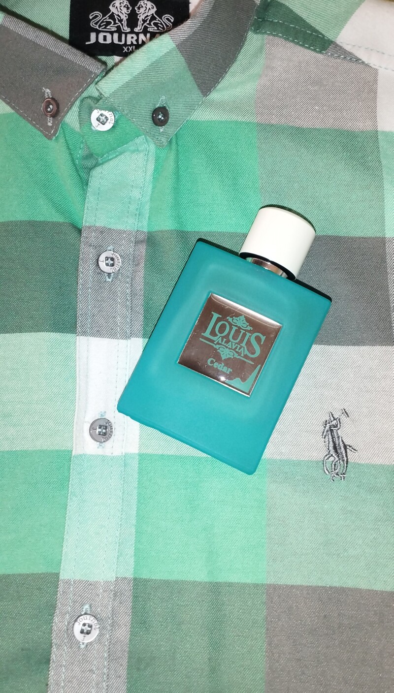 عطر و لباس (سدار در پولار)