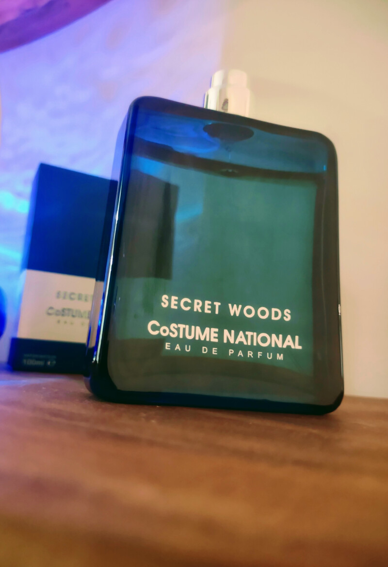 C0STOUME NATIONAL # SECRET WOODS