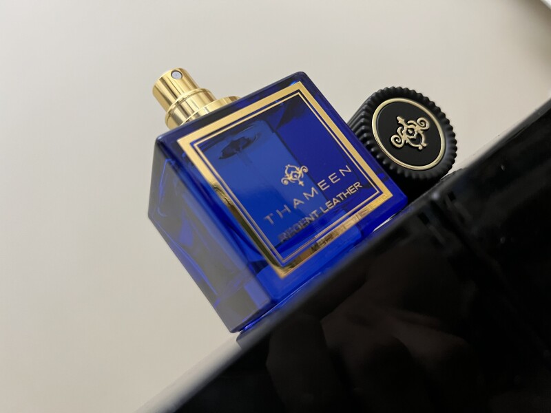 Thameen regent leather