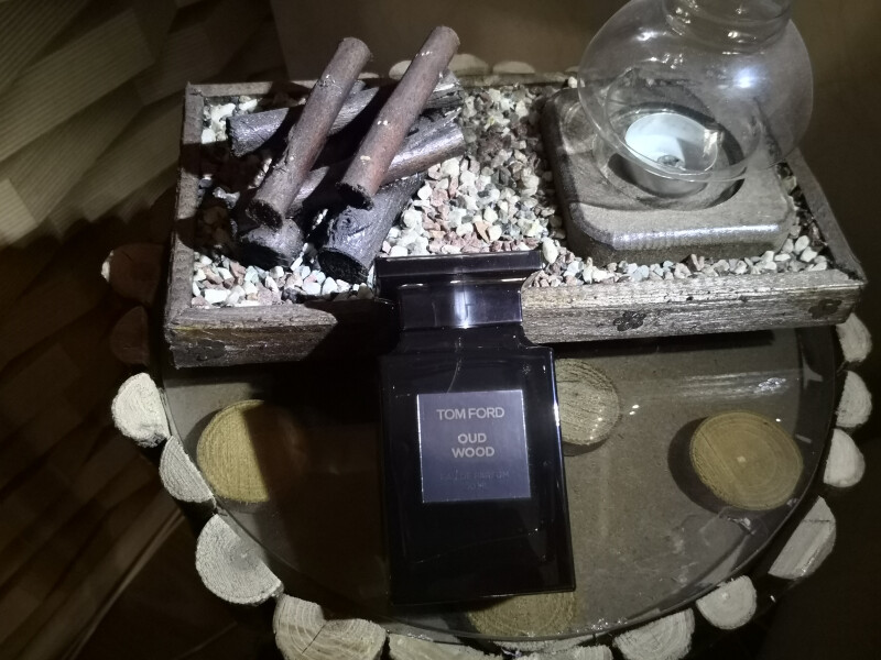 تام فورد عود وود