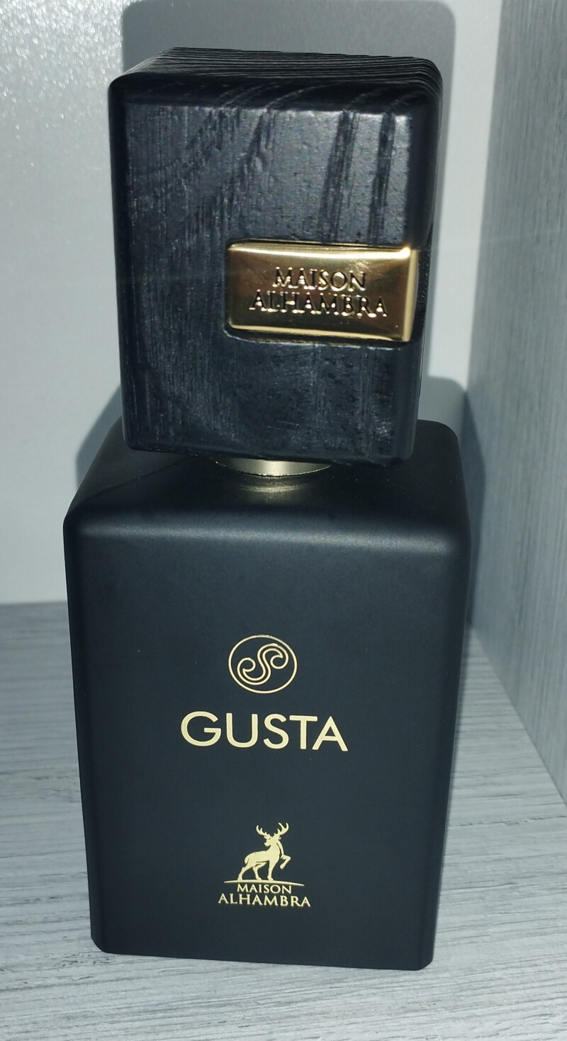 میان آهن و آب.....