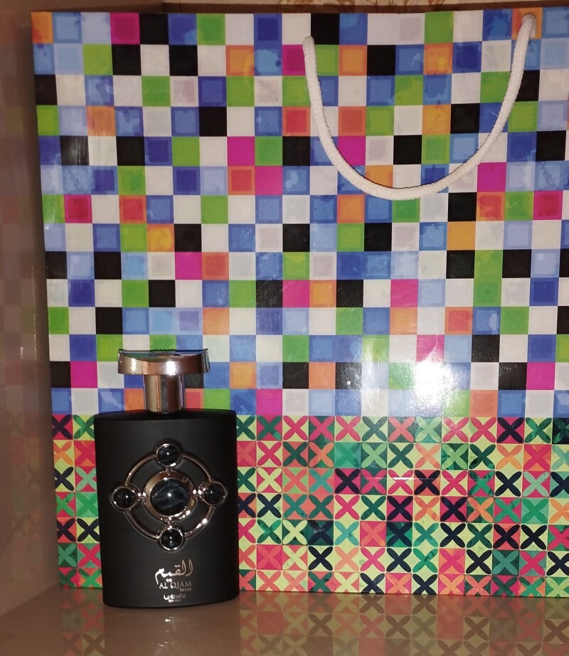 طنین رنگین...