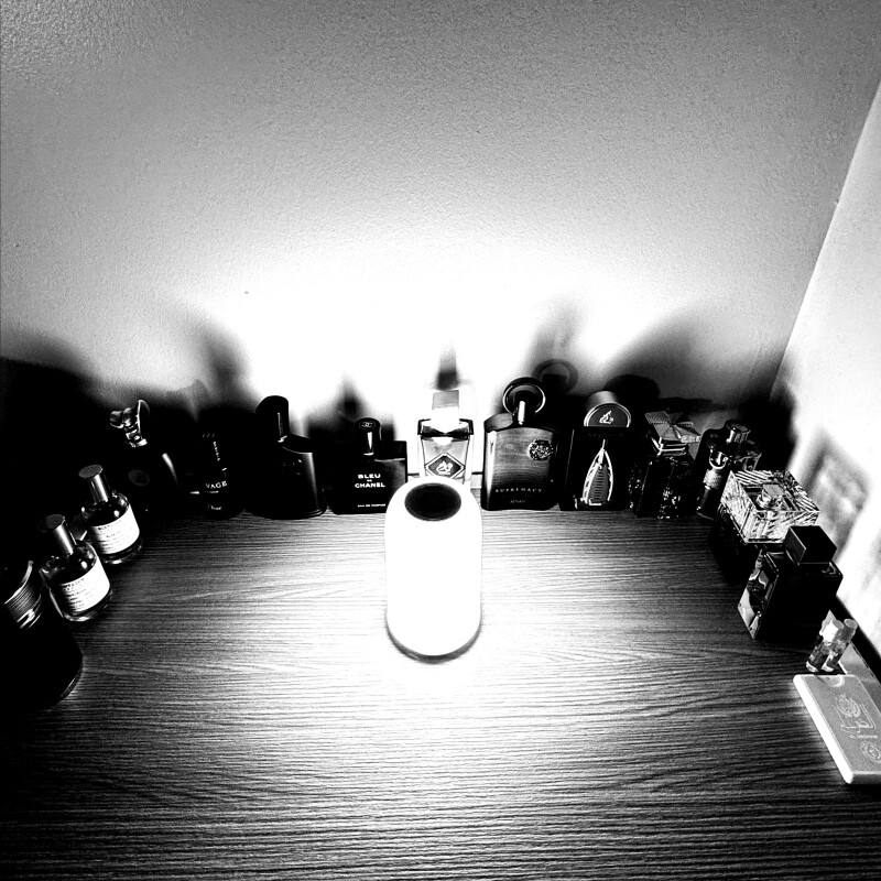 سایه بدنبال