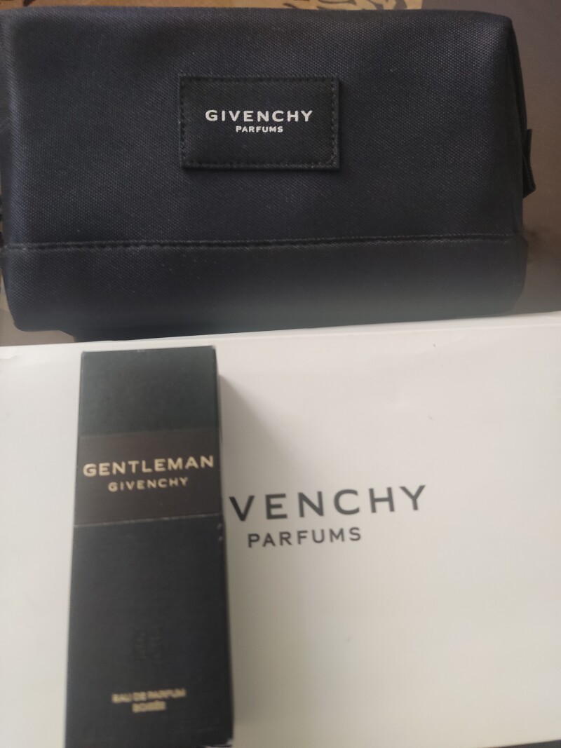 جیوانچی جنتلمن