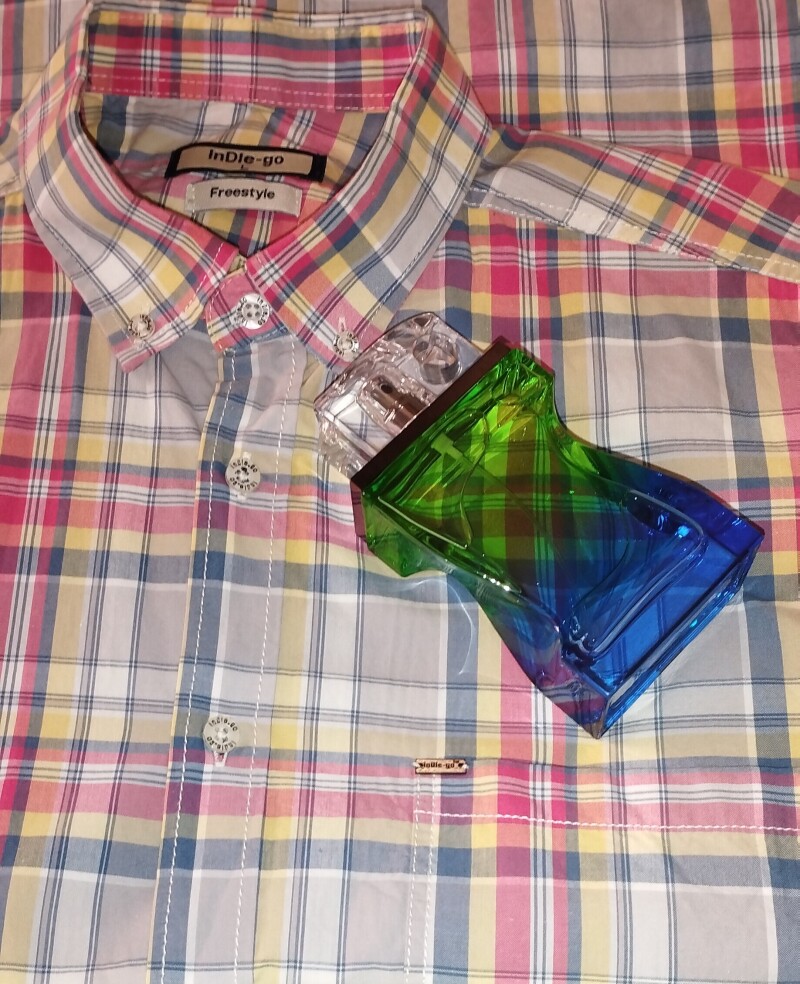عطر و لباس (بهشت روی زمین)