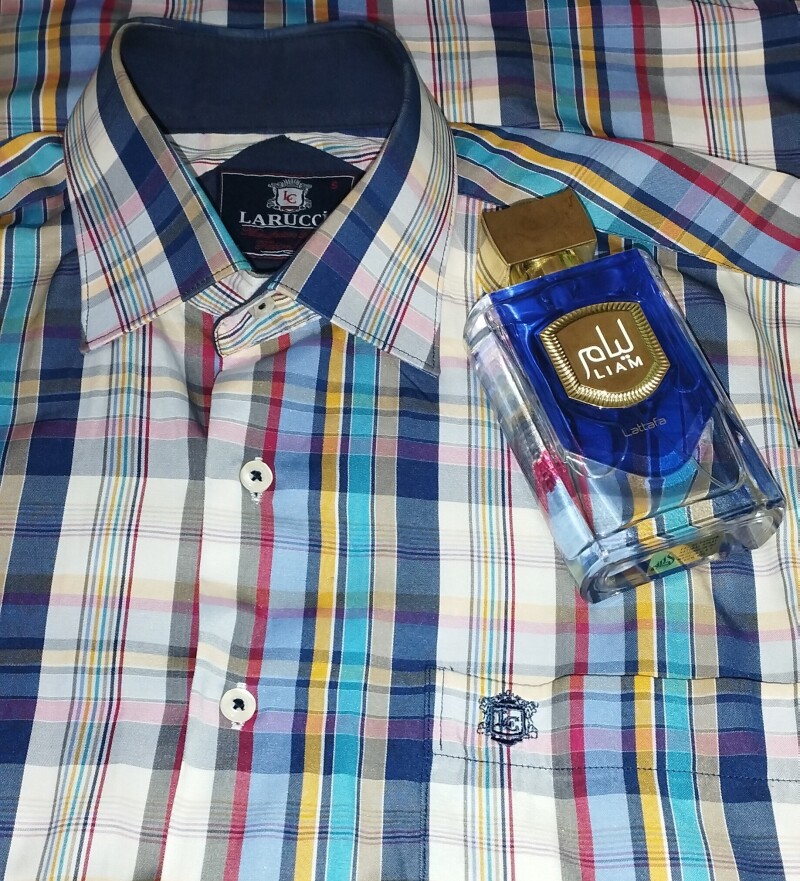 عطر و لباس (لیام آبی)