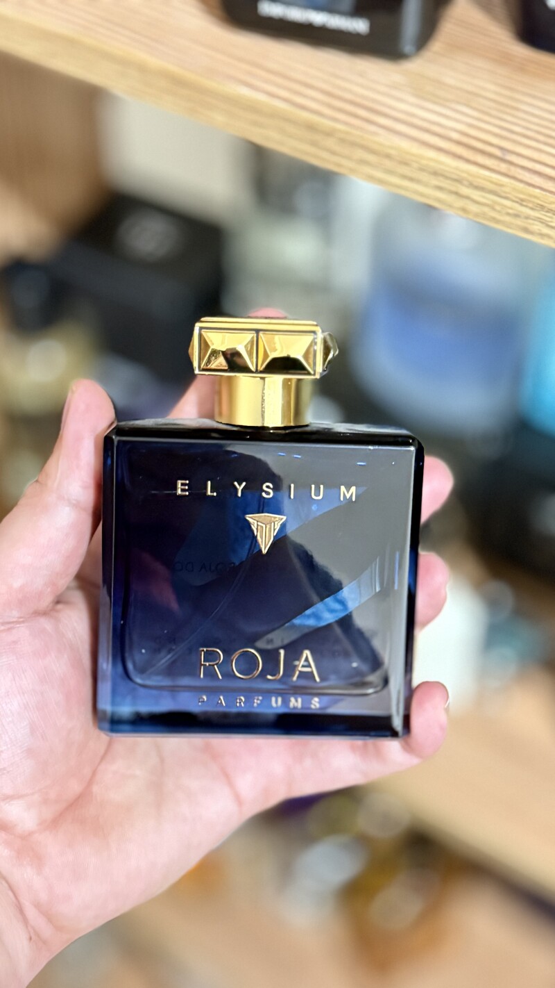 عطر فوق العاده لوکس روژا السیوم