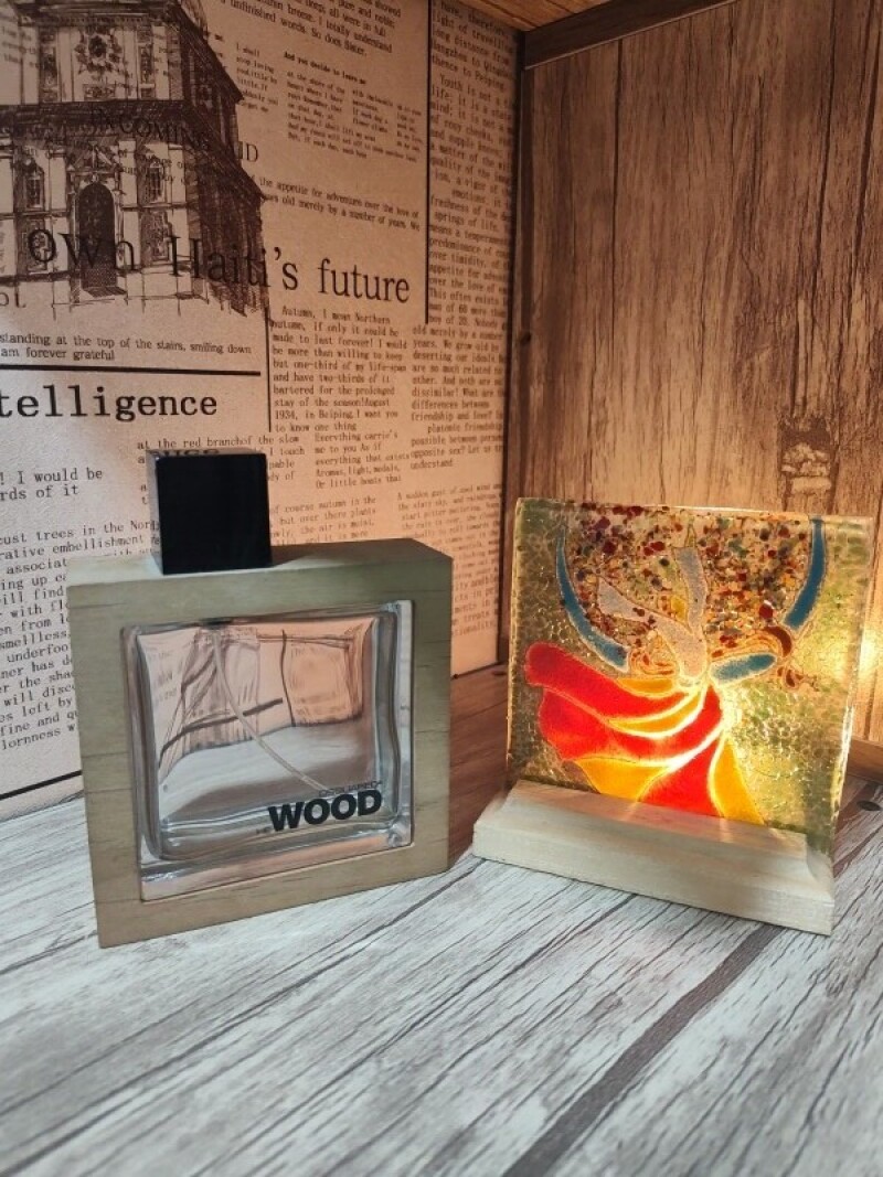 He Wood