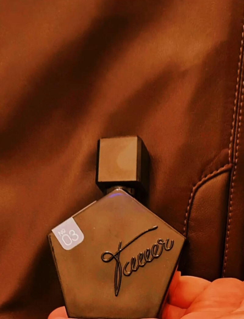 03 Lonestar Memories Tauer Perfumes