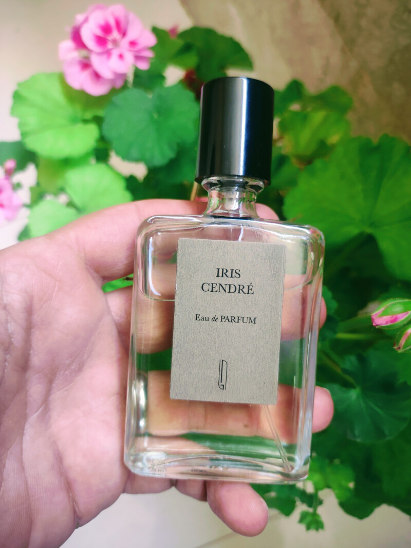 Naomi Goodsir# Iris Cendre