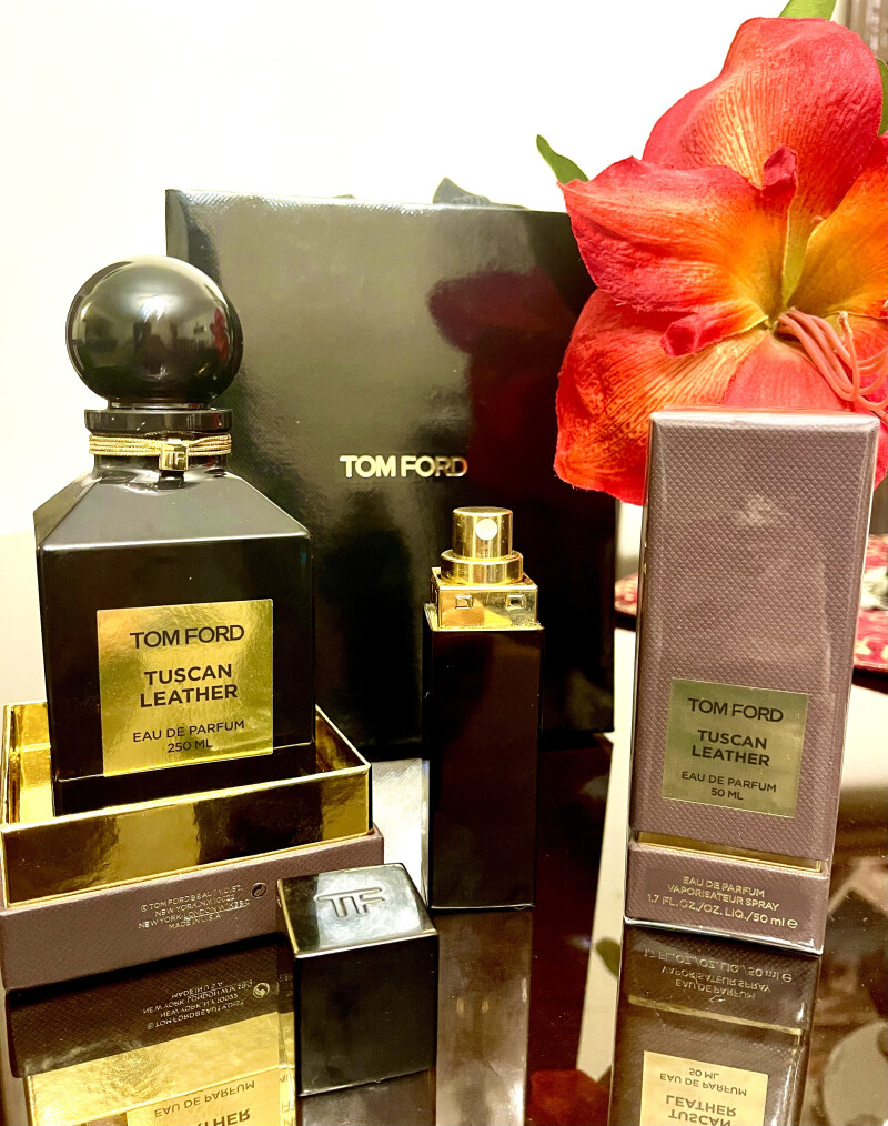 TOM FORD : Tuscan Leather 