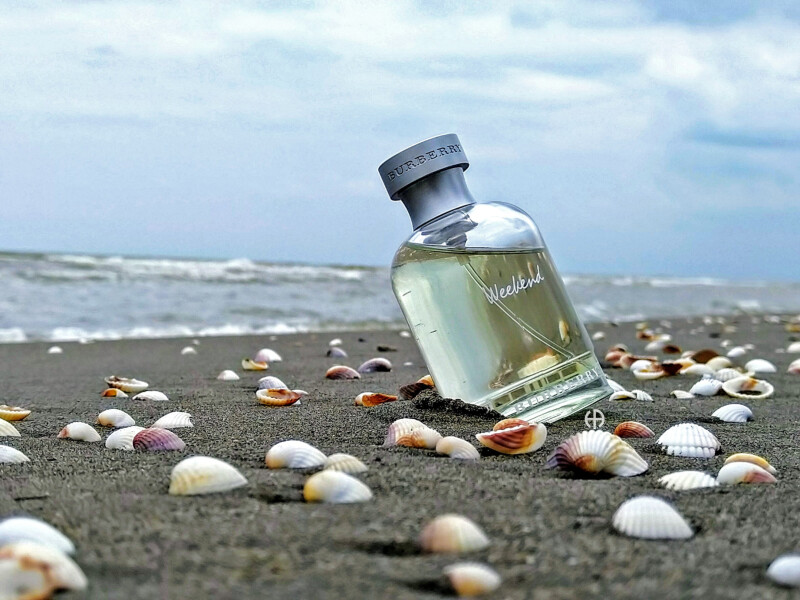 بربری ویکند . ی ادکلن به تمام معنا چرت و چرند .هیچ وقت دوستش نداشتم 👎