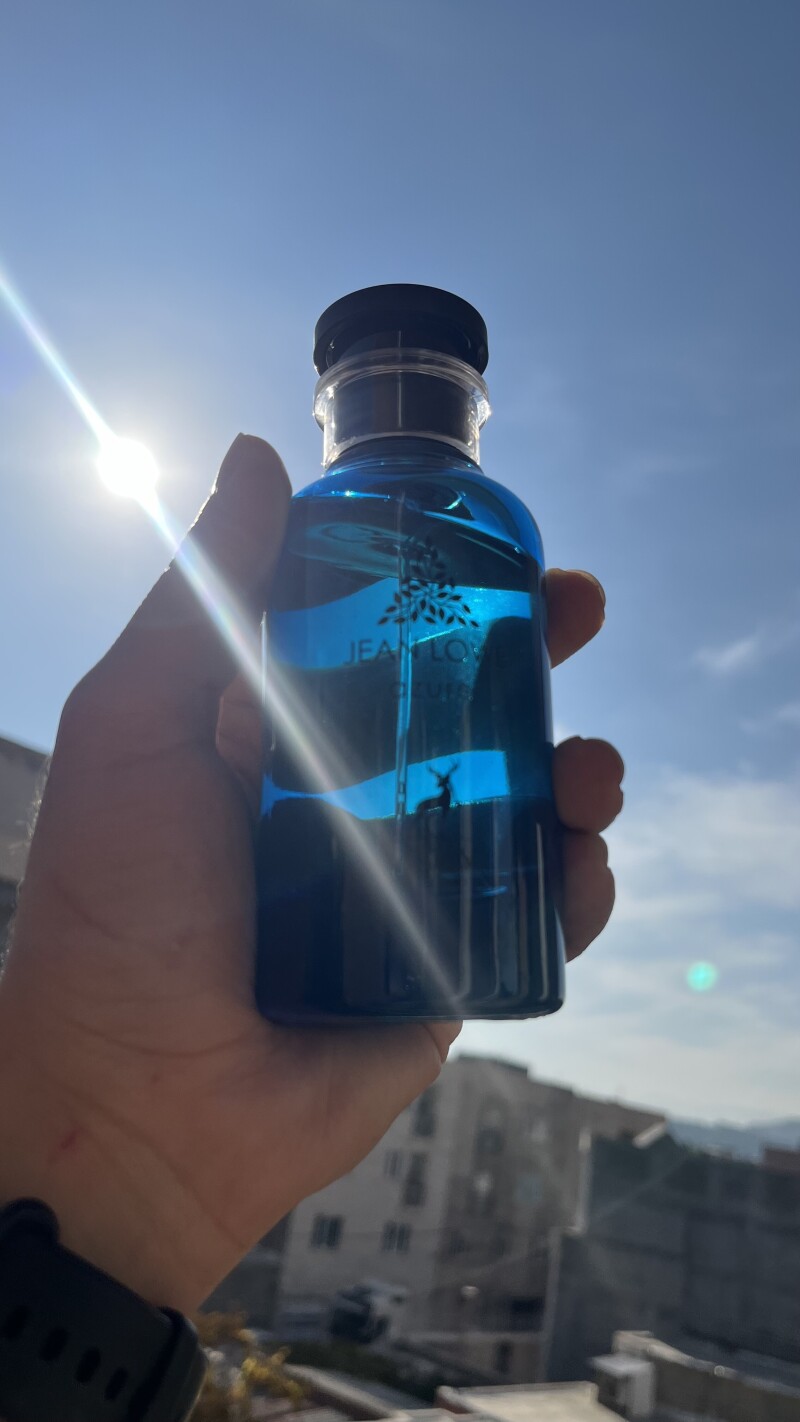 جین لاو آزور