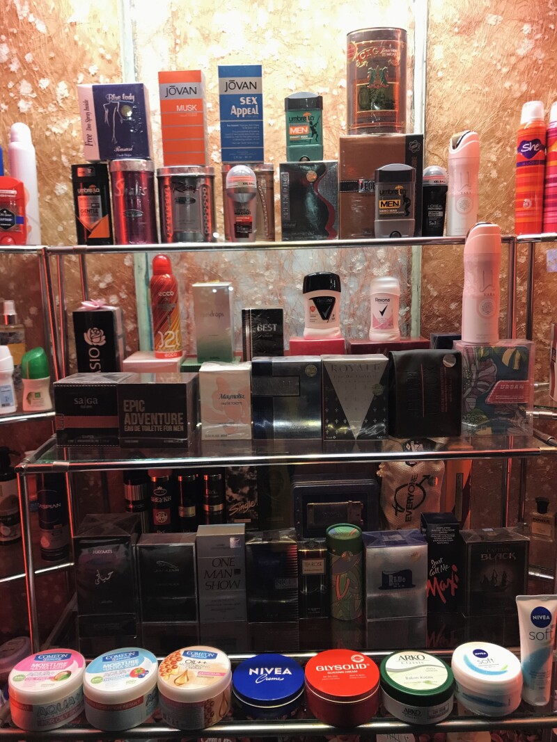 ویترینِ خاطره انگیز برای بسیاری از ما..😍😍😍قسمت۲