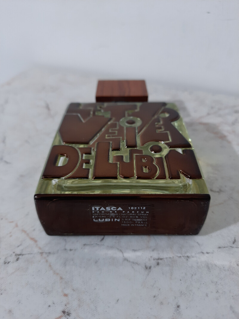 عطر ایتاسکا از خانه عطر لوبین