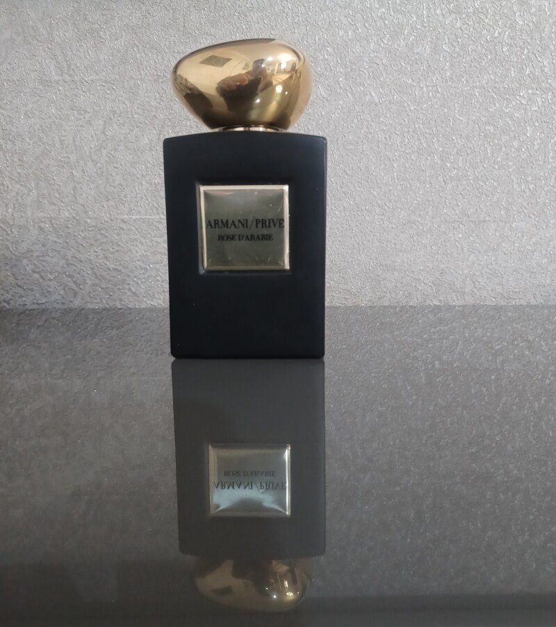 آرمانی پرایوت رز د عربی