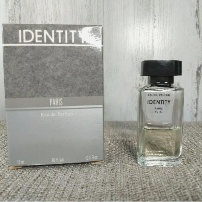 ایدنتیتی#کسی میشناسه این عطرو؟