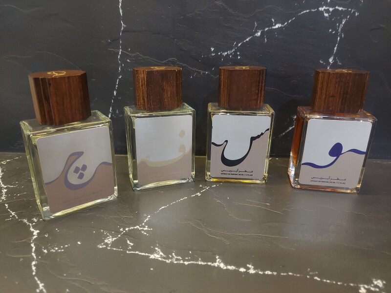 چند تا از عطرهای بالای 50 میل خونه ما(3تصویر)