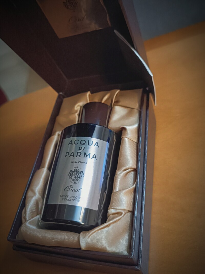 #اکوا دی پارما عود کنسانتره
