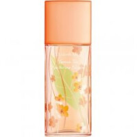 Green Tea Nectarine Blossom