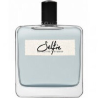 Selfie-الفکتیو استودیو سلفی