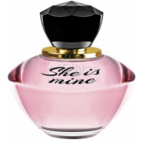 She is Mine-لا ریو شی ایز ماین