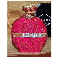 The Wedding: Red-اکابا د ودینگ رد