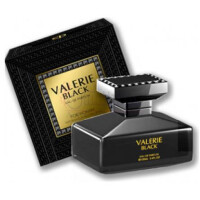 Valerie Black-استیارا والری بلک