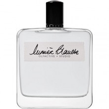 Lumiere Blanche-الفکتیو استودیو لومیر بلانچ