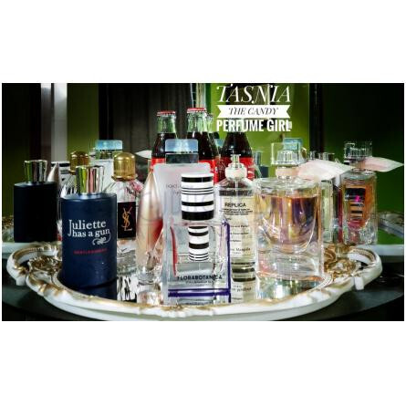 Gentlewoman-جولیت هز ا گان جنتل وومن