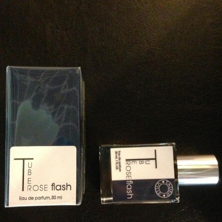 Tuberose Flash-تاورویل توبرز فلش