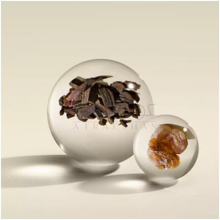 Mesmerising Oudh Accord & Gold Eau de Parfum-مولتون براون مسمریسینگ عود آکورد اند گلد ادوپرفیوم