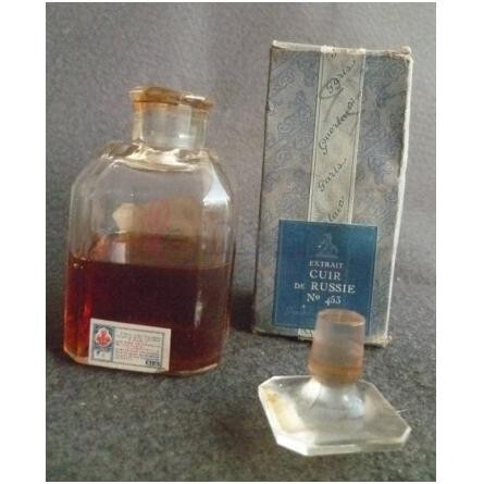 Cuir de Russie-گرلن کویر د روسی