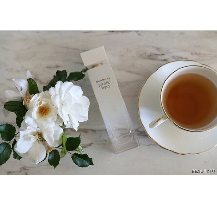 White Tea-الیزابت آردن وایت تی