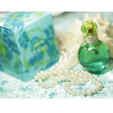 Island Fantasy-بریتنی اسپیرز ایسلند فانتاسی